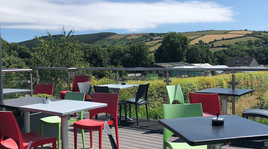 Hawthorn TT Hospitality