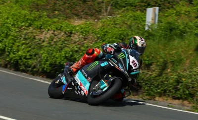 On-board the Fastest EVER Lap of the Isle of Man TT | Peter Hickman – 136.358mph